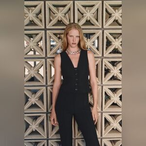 NWT ZARA Cropped Vest